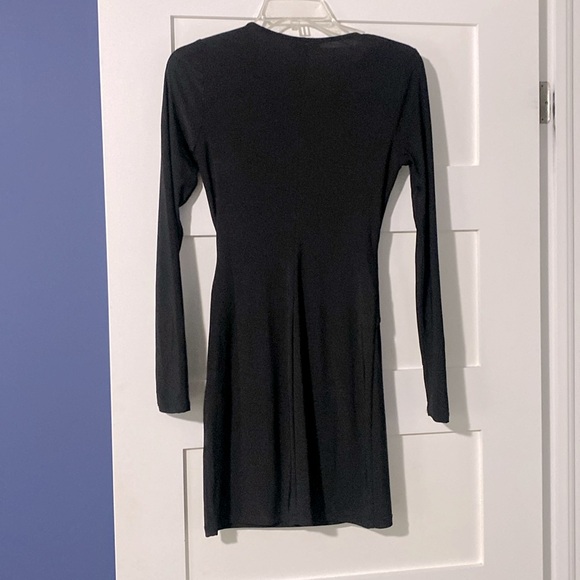 Black stretch mini dress with with twist front - Picture 3 of 3